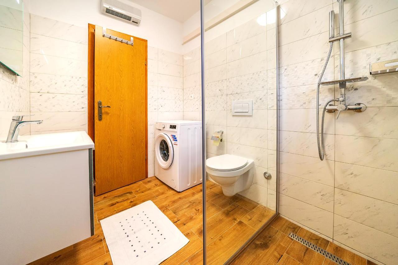 Apartments Jurina 2 Крк Екстер'єр фото