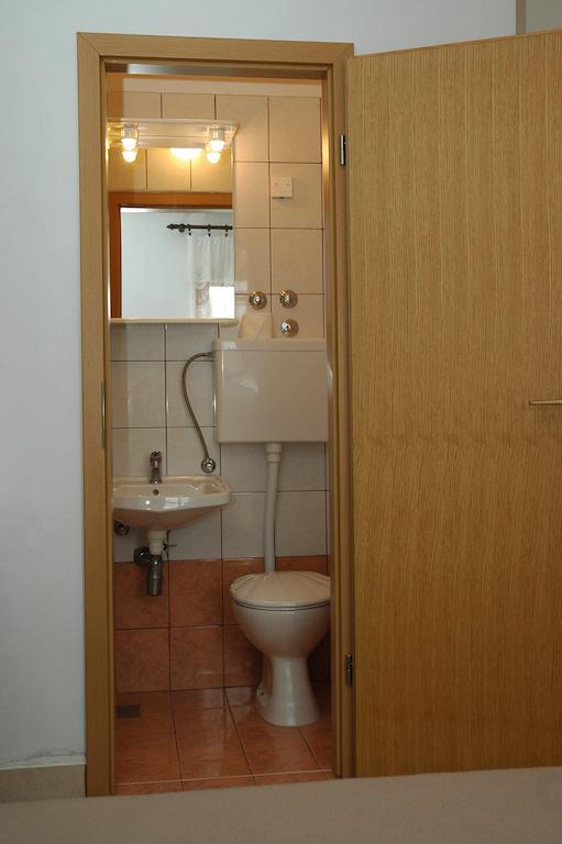Apartments Jurina 2 Крк Номер фото